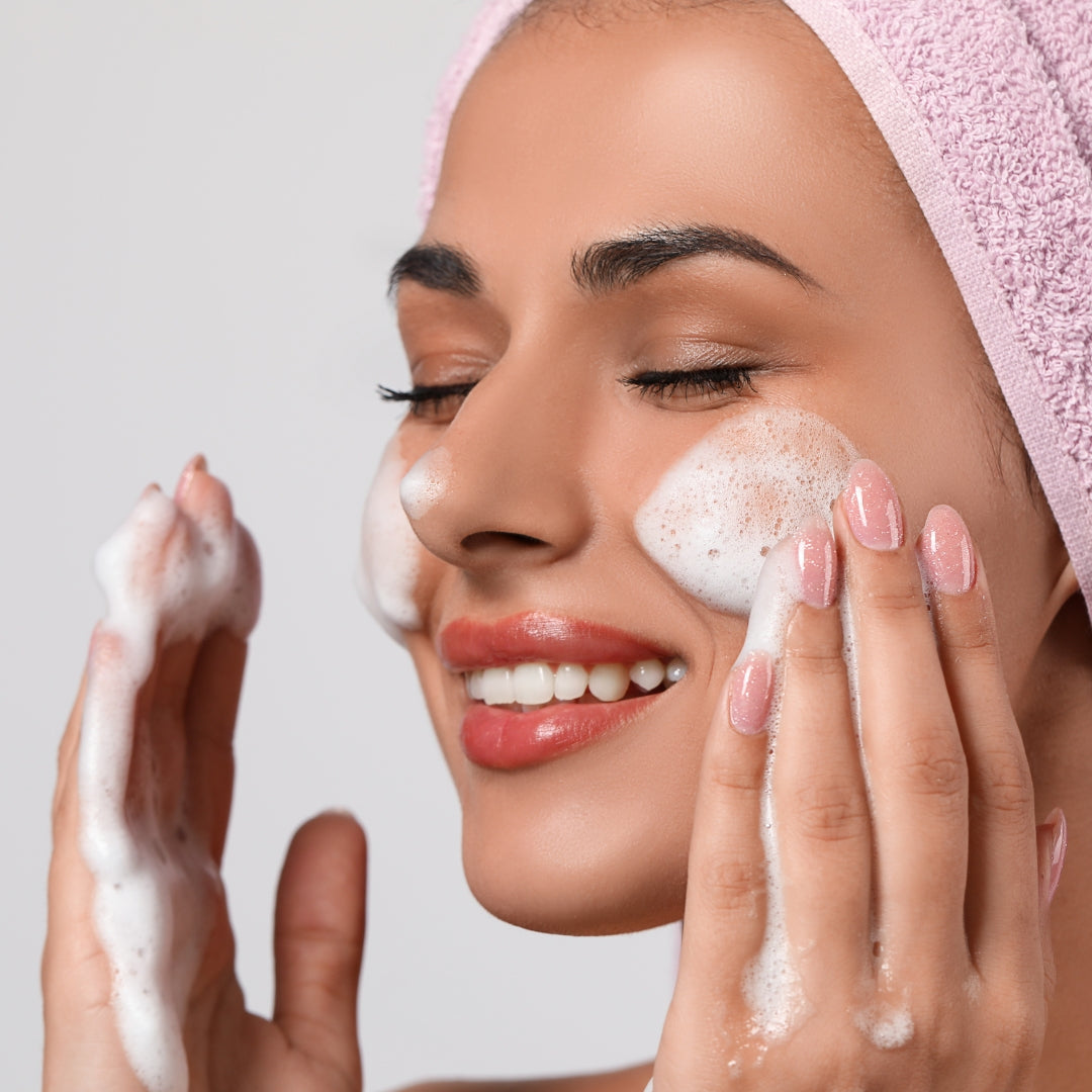 Adora Milano Cleansing Foam