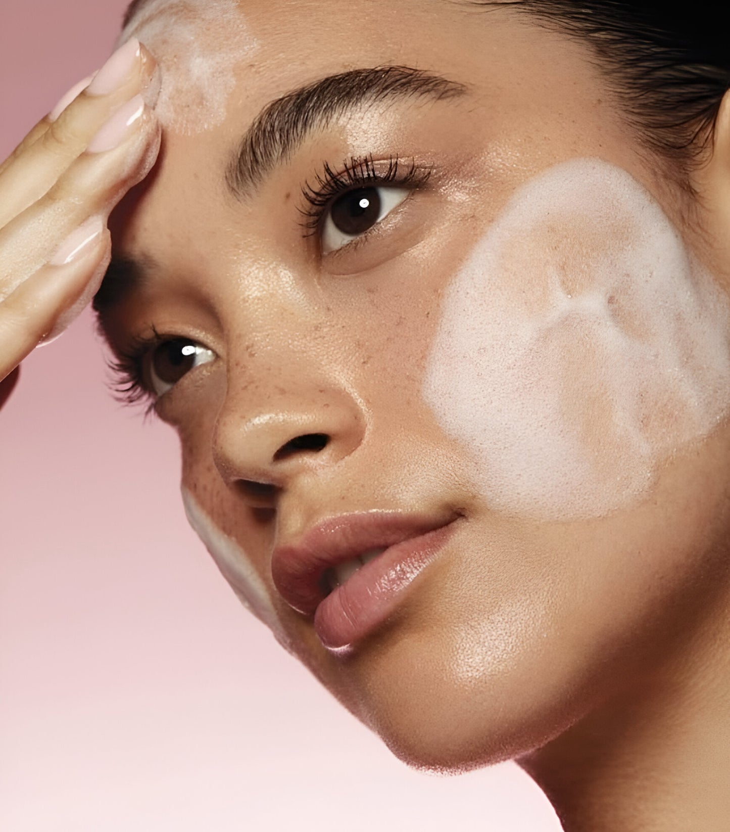 Adora Milano Sensitive Skin Oil-To-Milk Cleanser